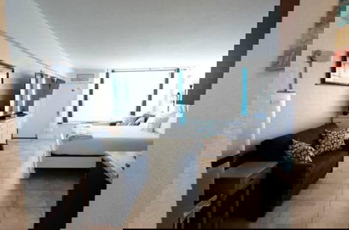 Foto 53 - 613 3 Beds Luxury Beachfront Studio Ideal 4 Long Stays
