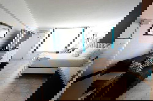 Foto 34 - 613 3 Beds Luxury Beachfront Studio Ideal 4 Long Stays