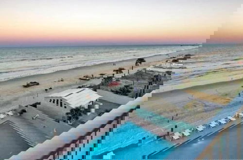 Foto 22 - 613 3 Beds Luxury Beachfront Studio Ideal 4 Long Stays