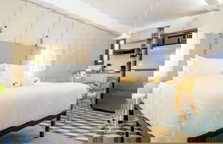Photo 1 - w Monochrome Loft in Santa Ana