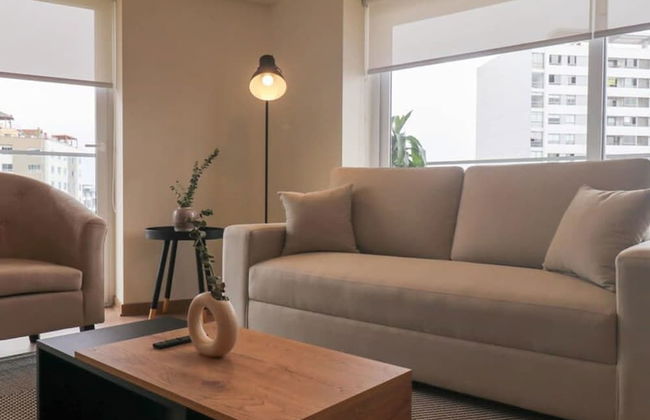 w Deluxe 2BR w Panoramic Terrace in Miraflores - Photo 6