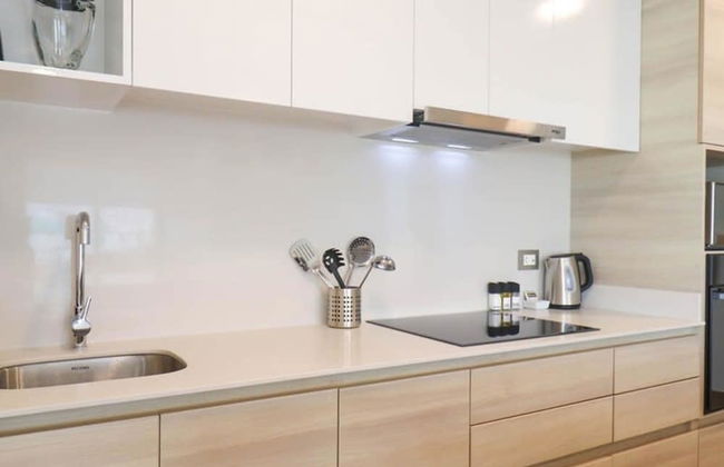 w Deluxe 2BR w Panoramic Terrace in Miraflores - Photo 8