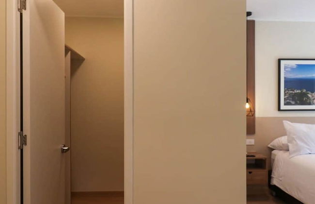 w Deluxe 2BR w Panoramic Terrace in Miraflores - Photo 15