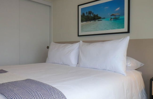 w Deluxe 2BR w Panoramic Terrace in Miraflores - Photo 17