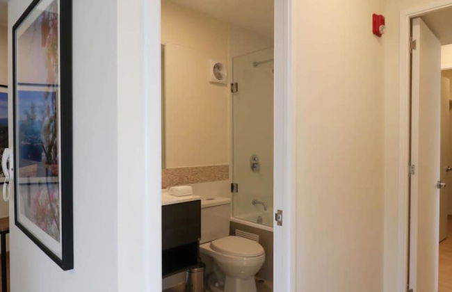 w Deluxe 2BR w Panoramic Terrace in Miraflores - Photo 12