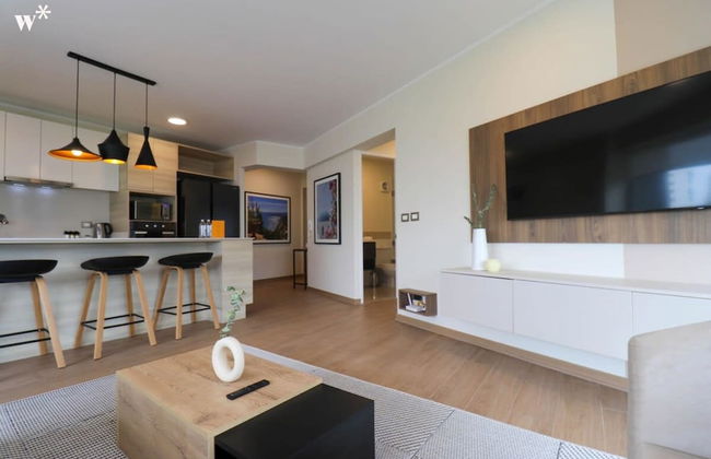 w Deluxe 2BR w Panoramic Terrace in Miraflores - Photo 26