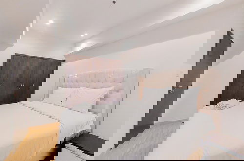 Foto 3 - Minimalist And Comfort Stay 1Br Branz Bsd City Apartment