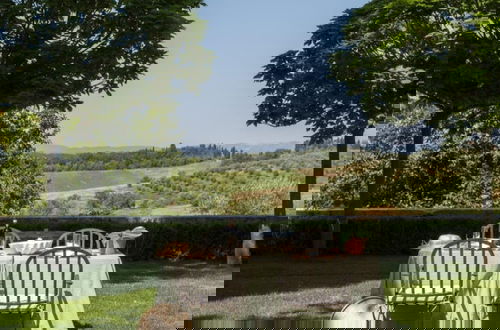 Foto 67 - Large Beautiful Villa in Tuscan Hills of Chianti Stunning Gardens and Large Pool