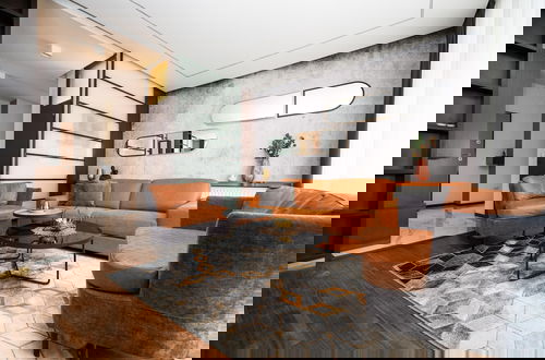 Photo 40 - Luxury Design 2bdr Apartment