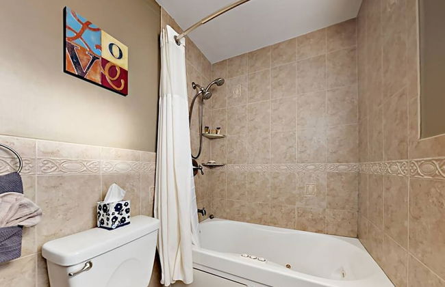 Hidden Gem Vacation Villa w Private Pool Tikihut - Foto 10