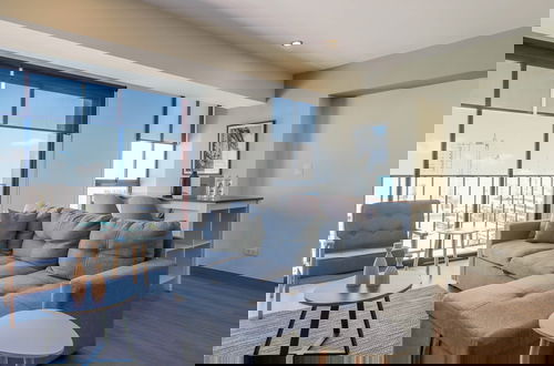 Photo 23 - w Artistic 2BR With Balcony in Miraflores