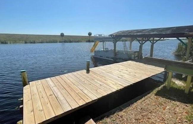 Rim Canal 'yellow House' With Canal Views & Boat Dock 1 Bedroom Cottage by RedAwning - Foto 13