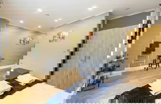 Photo 1 - Beautiful Canal Side Notting Hill Abode With Terrace