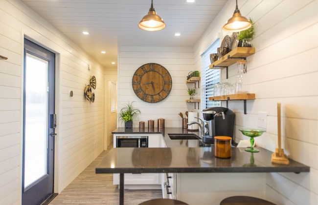The Woods- Container Tiny House 12 min to Magnolia Baylor Downtown - Foto 7
