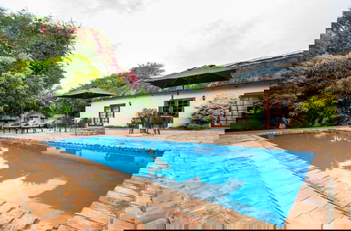 Photo 6 - 2 bed Apartment With Pool - 2126