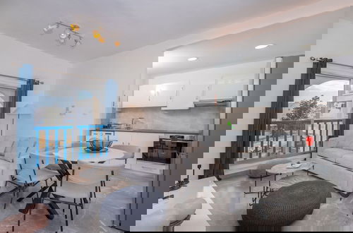 Foto 25 - White Arches Sea View Apt No 2
