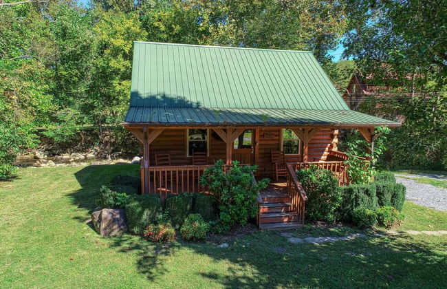 Creek Heaven - 2 Bedrooms, 2 Baths, Sleeps 6 Cabin by RedAwning - Foto 19