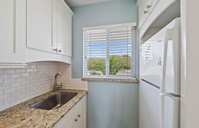 Las Hermanas 2 1 Bedroom Condo by RedAwning - Photo 14