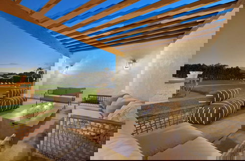 Foto 44 - Starlight Estate by Avantstay 20 People! Architectual Mansion w/ Pool, Tennis Court, Game Room