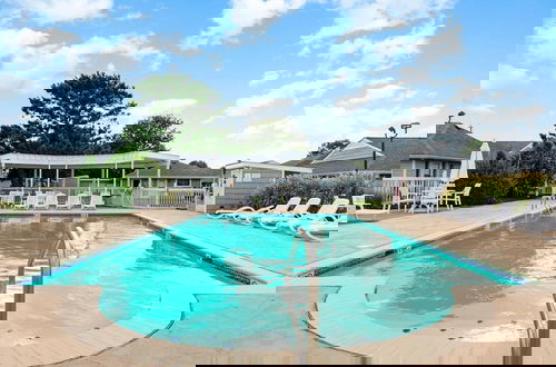 Photo 47 - Sandpiper s Perch 1 4 Mile From Beach With Pool