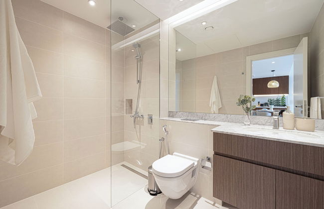 Quiet Place 1BR La Rive 2 Jumeirah - Photo 9