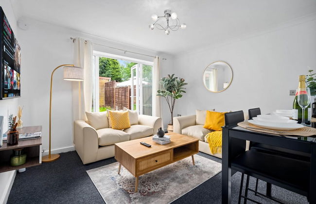 Cute Modern Mews Home in Oldbury - Foto 12