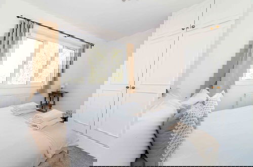 Foto 8 - Bright and Spacious Earls Court Gem