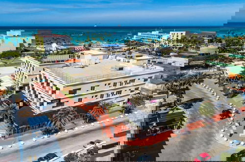 Photo 6 - NEW The Cove 210 in Palm Beach