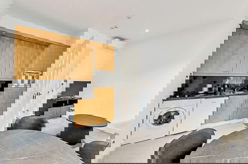 Photo 5 - A One-bedroom Apartment Situated In Central London
