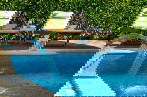 Foto 16 - Villa Platanus With Private Pool & Sea View
