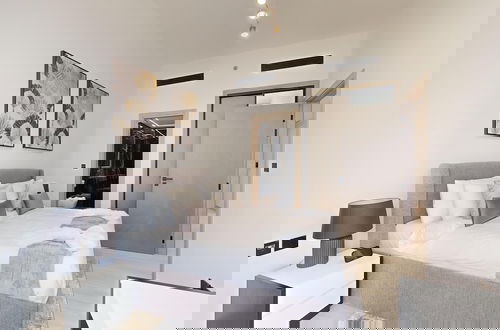 Foto 5 - Primestay - 1BR in Binghatti Nova - JVC