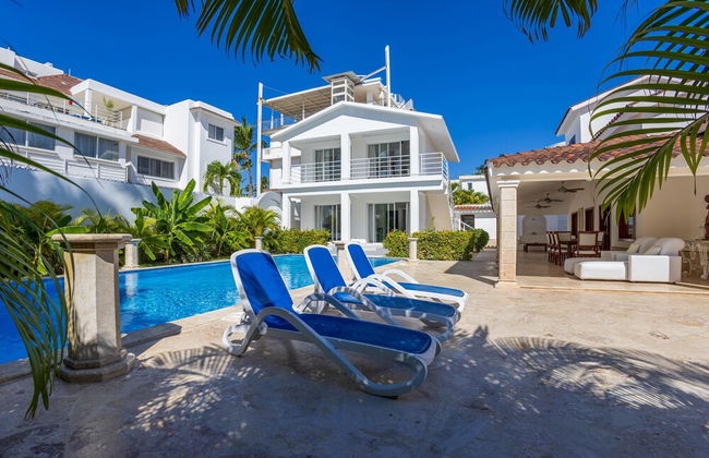 Beachfront 7BR Villa With Pool Maid Los Corales - Foto 51