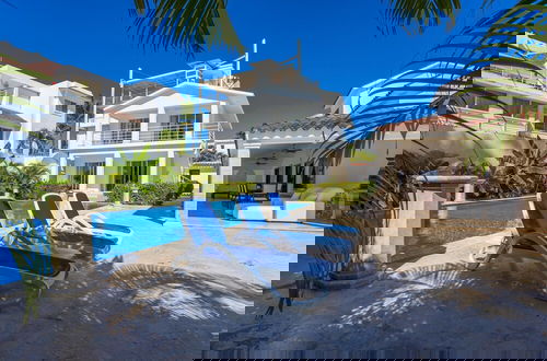 Foto 51 - Beachfront 7BR Villa With Pool Maid Los Corales