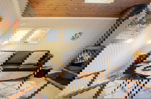 Foto 9 - 6 Person Holiday Home in Jerup