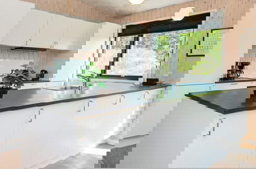 Foto 9 - 16 Person Holiday Home in Glesborg