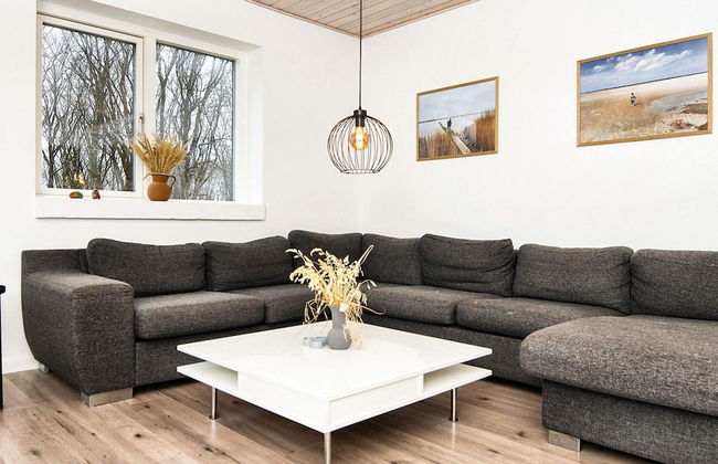 16 Person Holiday Home in Glesborg - Foto 15