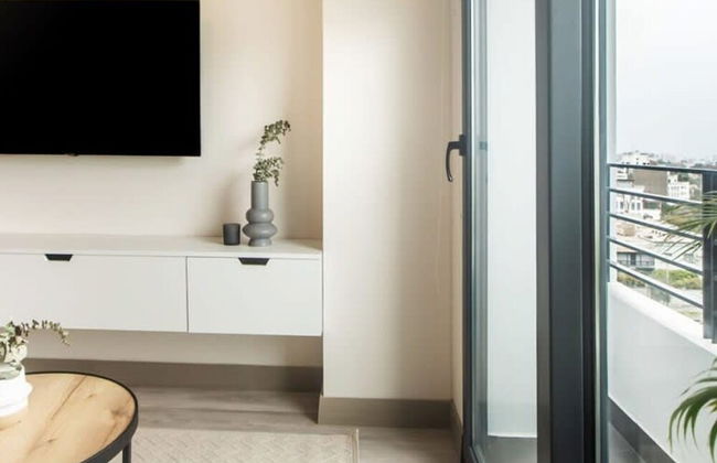 w Modern 1BR With Balcony in San Isidro - Photo 9