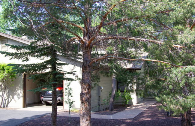 Quality Hill Resort - Photo 38