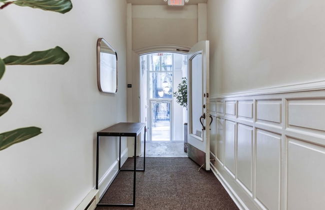 Sosuite Penthouse 1BR Apt w Arch Windows W D - Foto 22