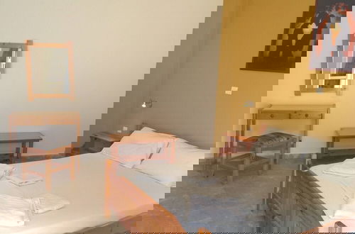 Foto 8 - Sea View And Mountain View Apartment For 4 People