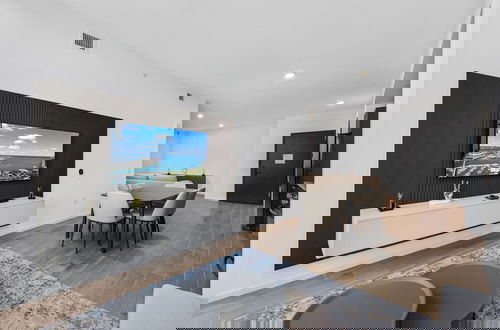 Photo 21 - Lux Condo with Stunning Miami Views