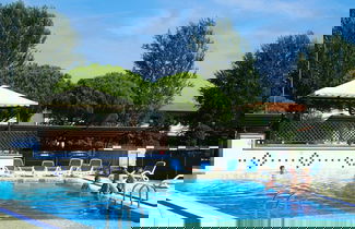 Foto 1 - Cozy Flat With Swimming Pool