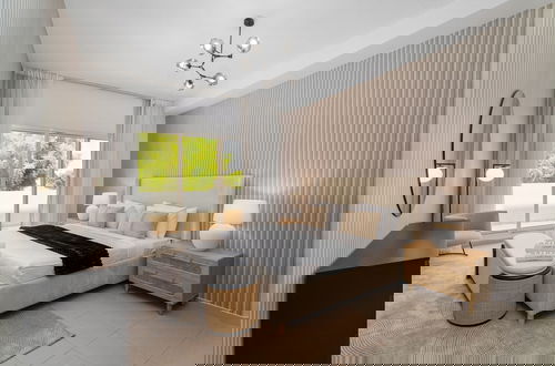 Foto 3 - Nasma Holiday Homes - Bab Al Bahr Residences
