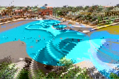 Photo 57 - Hostgool Beach Chalets Mirage Bay Resort & aqua park