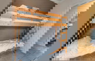 Foto 3 - Tranquil Apartment in Sint Maartensbrug