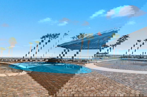 Foto 28 - Windward Pointe 903- Beachfront Indoor Outdoor Pool