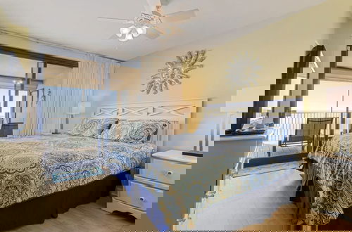 Foto 5 - Windward Pointe 903- Beachfront Indoor Outdoor Pool