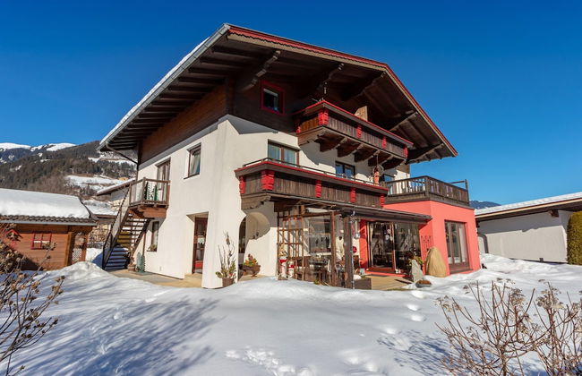 Apartment in Bramberg am Wildkogel With Balcony - Foto 24