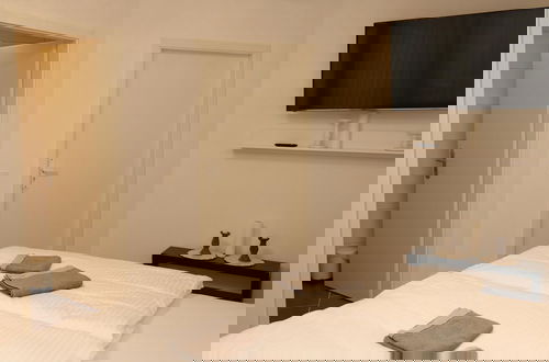 Photo 6 - Holiday Home in Essen Near Messe Essen