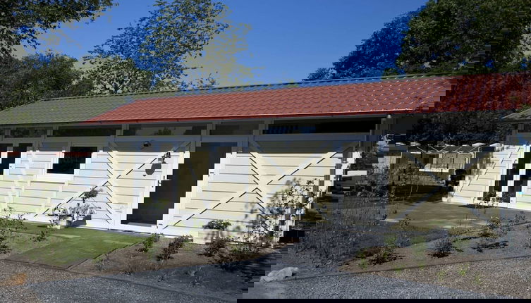 Foto 1 - Enchanting Chalet 600 m From the sea